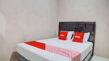 Habitación estándar doble | Escritorio, espacio para trabajar con un portátil, wifi gratis