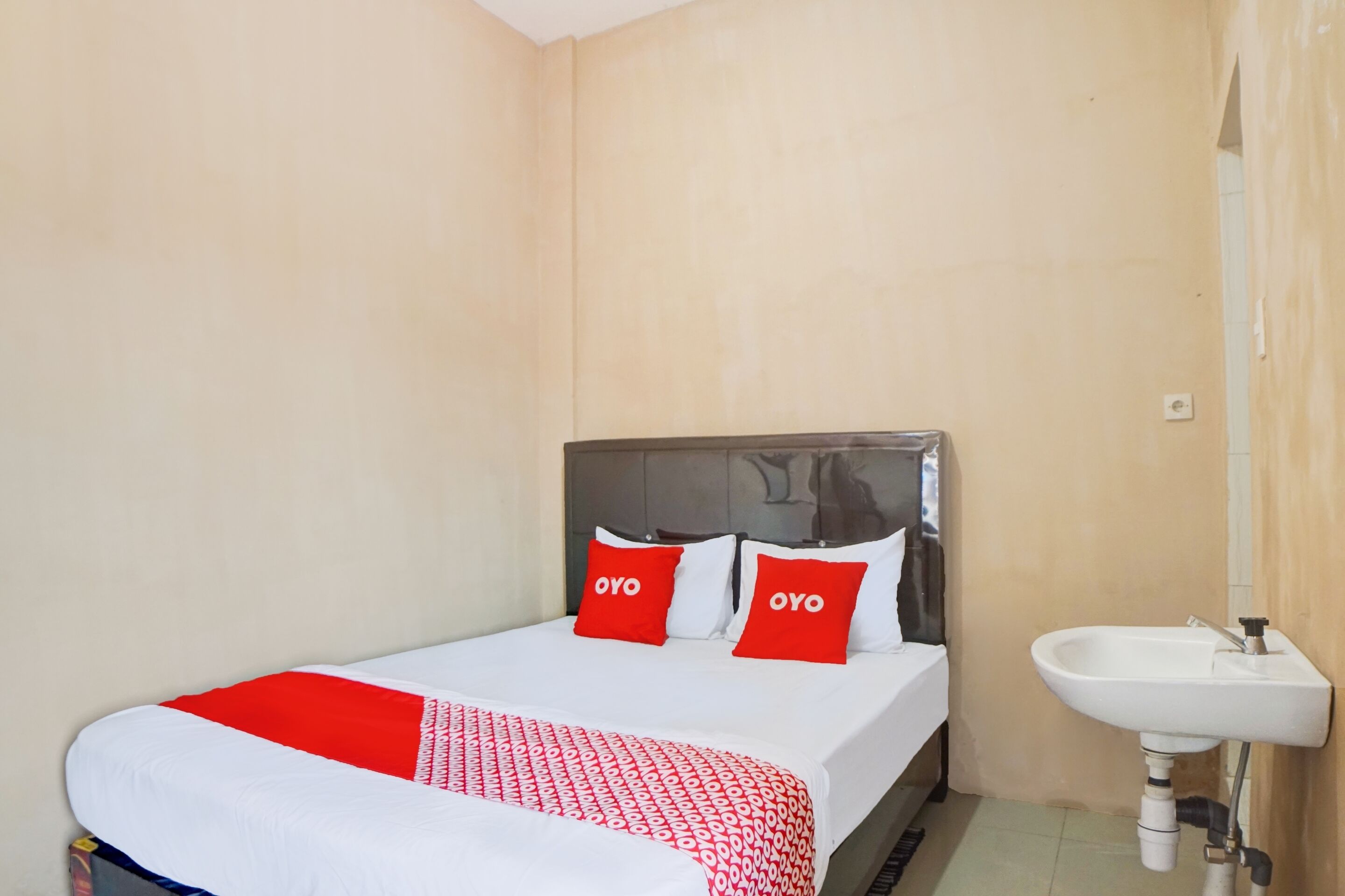 Photo - Hotel O Penginapan Syariah Faster Inn