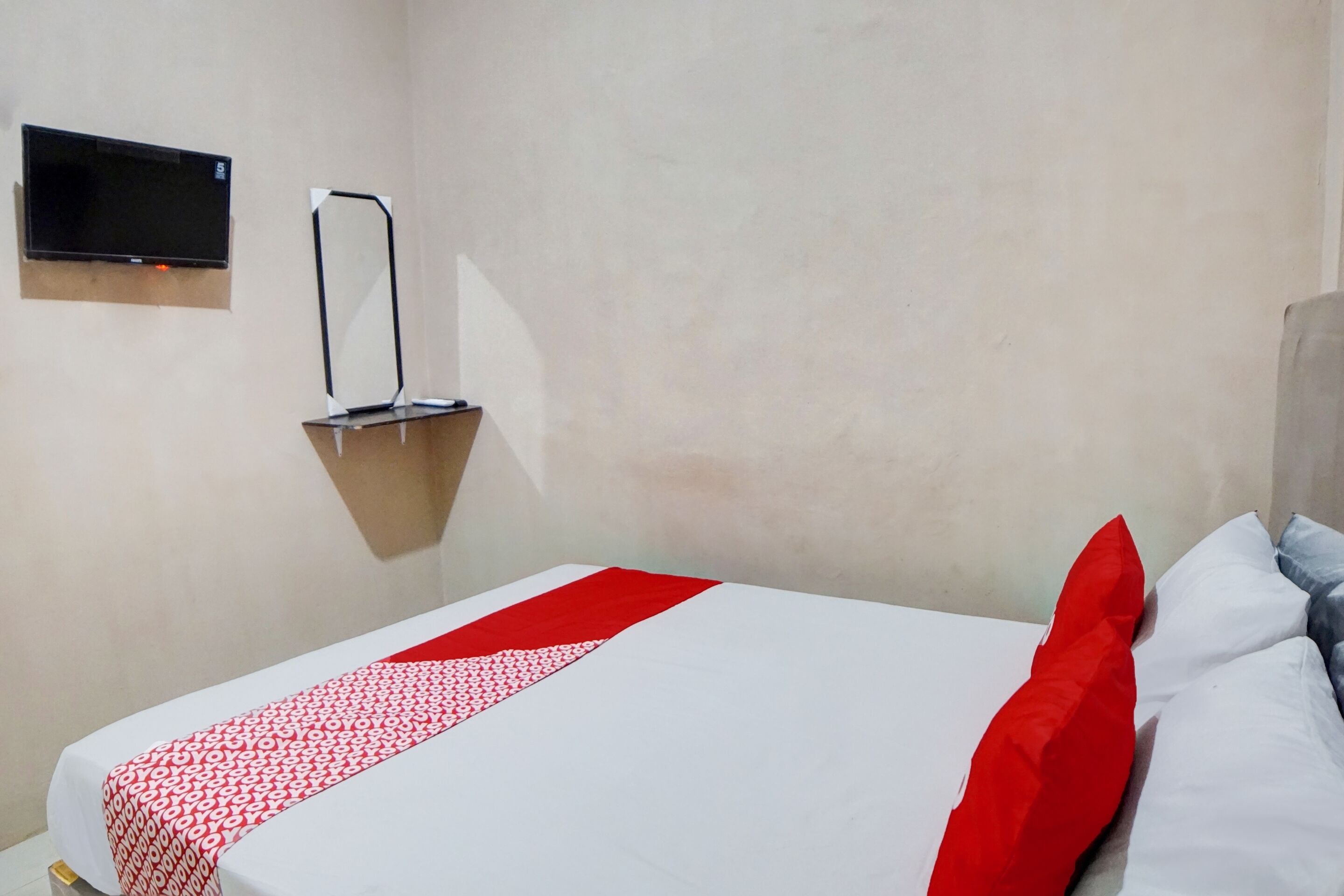 Photo - Hotel O Penginapan Syariah Faster Inn