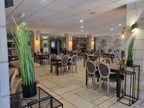 Restaurant - Hôtel Le Prieuré (Rancourt)