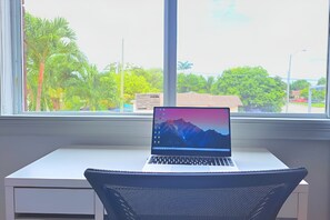 Premium Room | 1 bedroom, soundproofing, free WiFi, bed sheets - Chic Ocean Miami 88 (Cutler Bay)