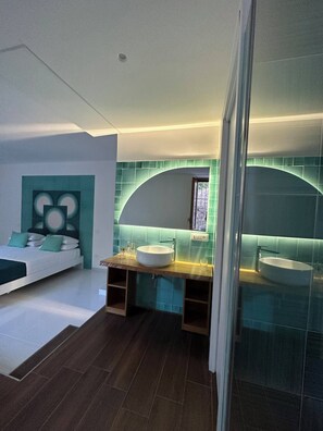 Double Room, Ensuite, Mountain View (Verde) | Bathroom | Free toiletries, hair dryer, bidet, towels - Il Melograno in Costa d'Amalfi (Vietri sul Mare)