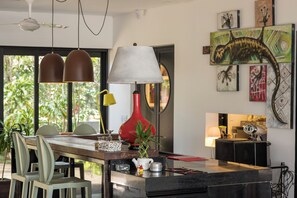 32-Zoll-Smart-TV mit Kabelempfang, Netflix, Streaming-Dienste