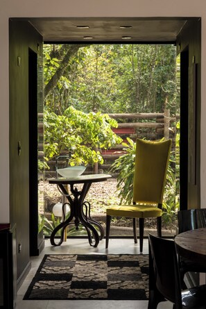 32-inch Smart TV with cable channels