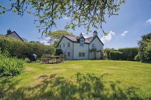Exterior - Dollars Cottage - 4 Bed - Llangennith (Swansea)