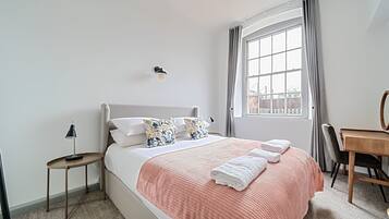 1 bedroom, iron/ironing board, travel cot, free WiFi