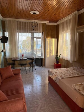 Luxe studio suite | Gratis wifi, beddengoed