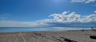 2 Private Beach Front Cottages on the Lake in Beautiful Port Stanley