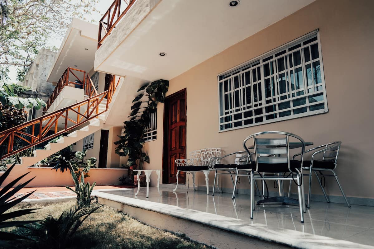 1 habitación, espacio para trabajar con laptop y wifi gratis