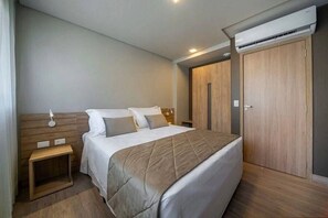 Apartamento luxo | 1 quarto, cofres nos quartos, Wi-Fi de cortesia