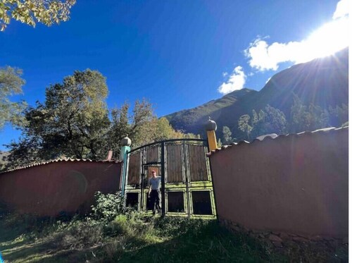 Artistic country cottage in the Sacred Valley of Peru
