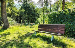 Property grounds - Pet friendly home in As with WiFi (As)