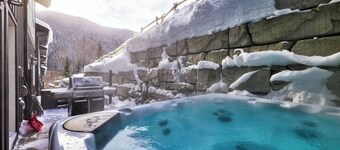 Luxe Townhome: Minutes From The Slopes