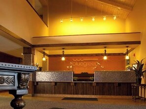 Welcome to Bluegreen, where guests can check in and enjoy a warm, inviting atmosphere.