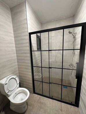 Apartment, 2 Bedrooms, Accessible | Bathroom