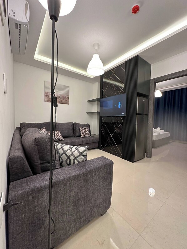 Apartment, 2 Bedrooms, Accessible | Living room - Modern 2bedroom For Rent Abdoun2 (Amman)