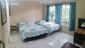 Basic Triple Room - HOTEL MARY MAY INN (San Andrés)