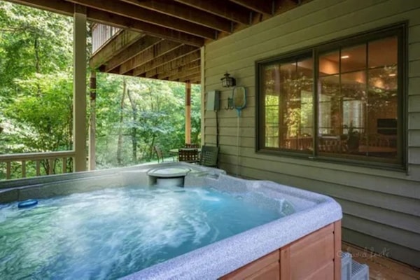 Bain à remous extérieur