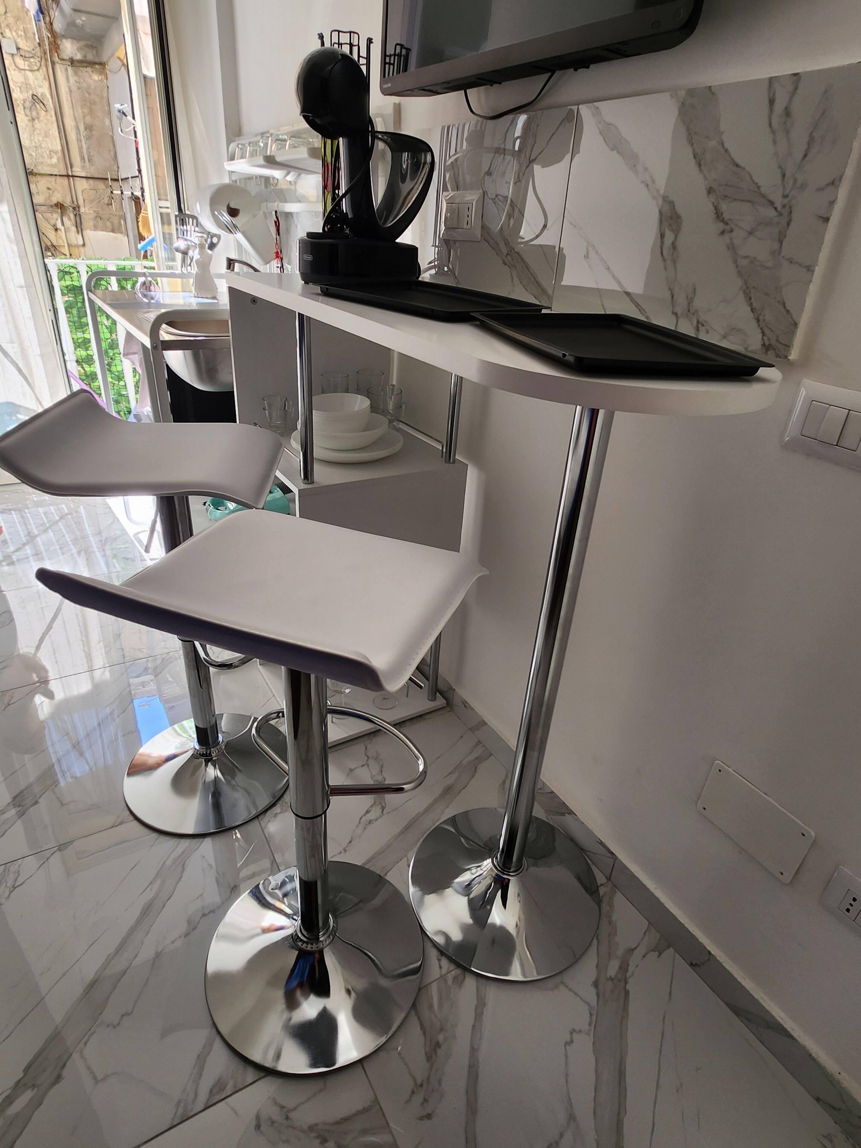 Ofen, Kochgeschirr/Geschirr/Besteck