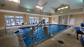 Piscine couverte, piscine extérieure