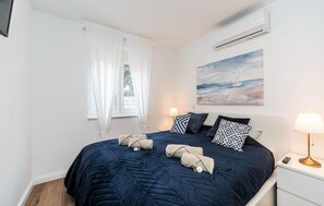 2 Schlafzimmer, Zimmersafe, Bügeleisen/Bügelbrett, Reisekinderbett