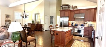 Guest House In Jamestown, central to High Point and Greensboro