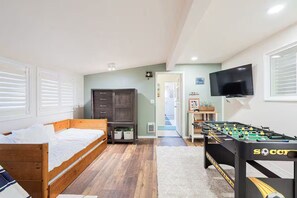 3 habitaciones, escritorio, wifi gratis y ropa de cama 