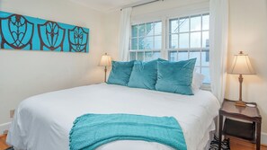 4 camere, una scrivania, Wi-Fi, lenzuola