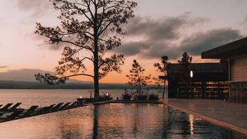 Seasonal outdoor pool, open 10:00 AM to 9:00 PM, free cabanas