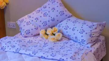 3 slaapkamers, een strijkplank/strijkijzer, wifi, beddengoed