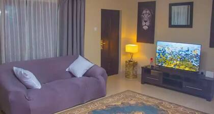 Minutes from shopping malls and local attractions.