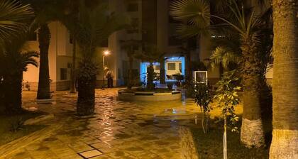 Appartement Luxueux Securisé Climatisé Avec Parking Gratuit
quartier Tres Calm