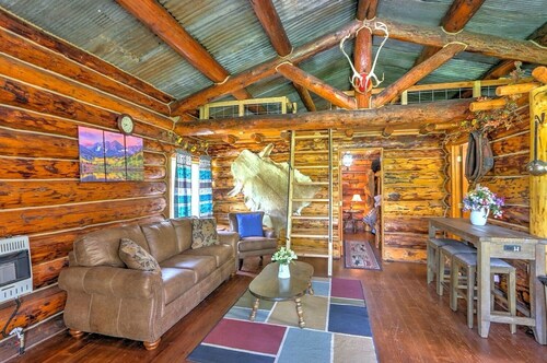 Caribou Cabin in Glenwood Canyon on Sheep Ranch, Western Activities on Site!