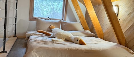 2 bedrooms, in-room safe, iron/ironing board, WiFi