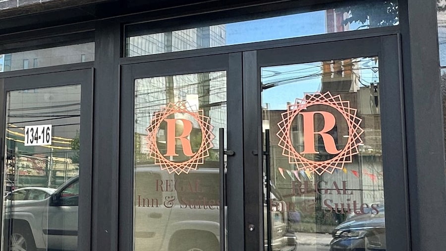 Regal Inn & Suites New York LaGuardia Hotel