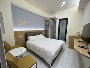 基本雙人房 | 免費無線上網、床單