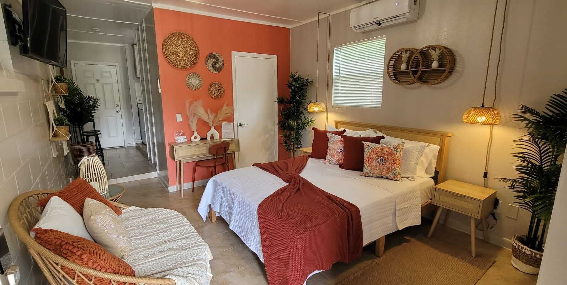Cozy and Charming Private Entire Studio Suite with a Boho Style