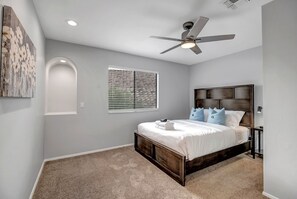 3 bedrooms, iron/ironing board, WiFi, bed sheets