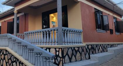 Charming 2-bedroom apartment in lovely Mpala with WiFi