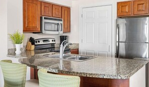 Fridge, stovetop