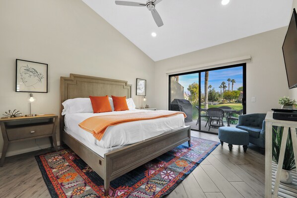 3 Schlafzimmer, Schreibtisch, Bügeleisen/Bügelbrett, Reisekinderbett