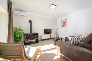 TV - House Leny (Istria - Štokovci) (Štokovci)