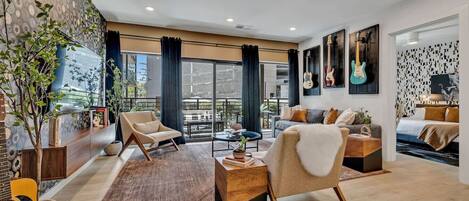 Smart TV, ping pong, books