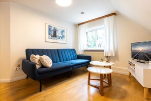 Fernseher, Stereoanlage