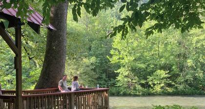 Mtn. Cabin 25 min to Smoky Mnt's, Lake Santeetlah & Tail of Dragon Pet Friendly