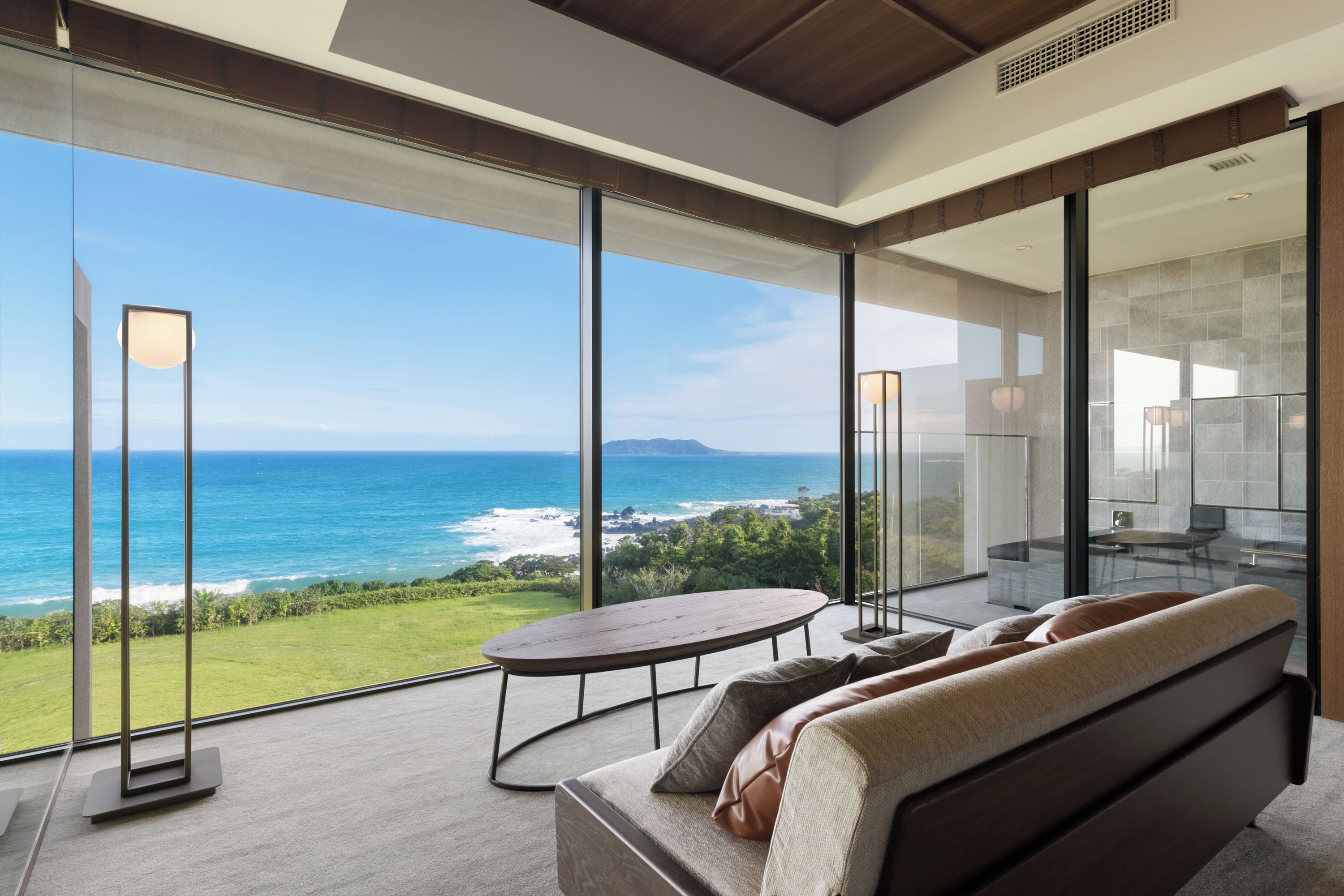 Superior Twin kamer, balkon, uitzicht op oceaan | Uitzicht op strand/zee