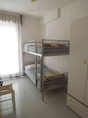 Apartment, 2 Schlafzimmer, Balkon, Stadtblick | 3 Schlafzimmer