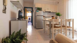 Apartment, 2 Schlafzimmer | Esszimmer
