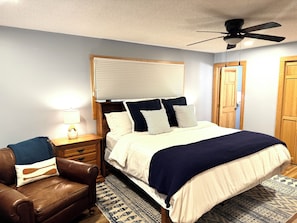 2 bedrooms, travel cot, free WiFi, bed sheets