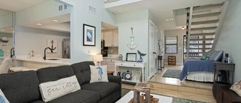 Smart TV, videojuegos, reproductor de DVD, libros